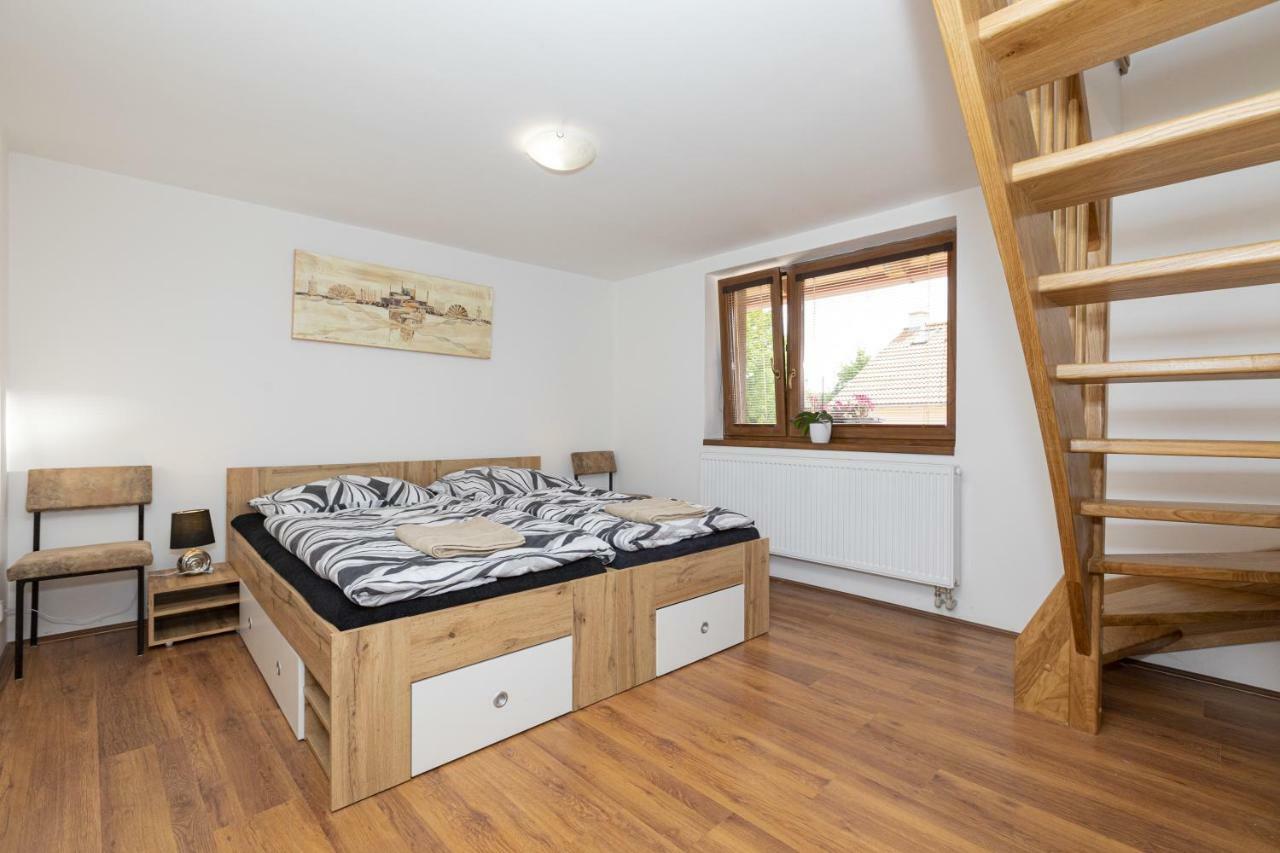 רודניצה נד לבם Apartmany Pod Ripem מראה חיצוני תמונה
