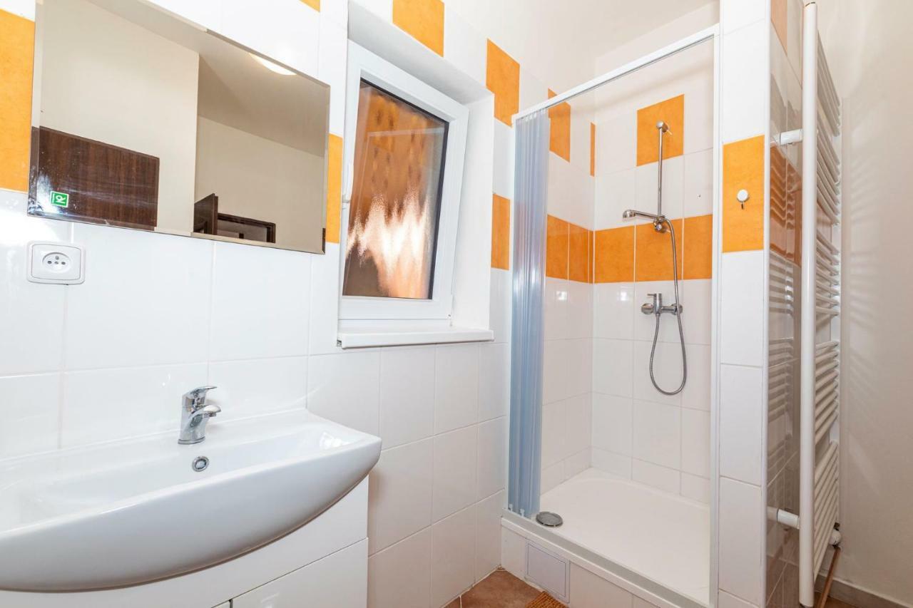 רודניצה נד לבם Apartmany Pod Ripem מראה חיצוני תמונה